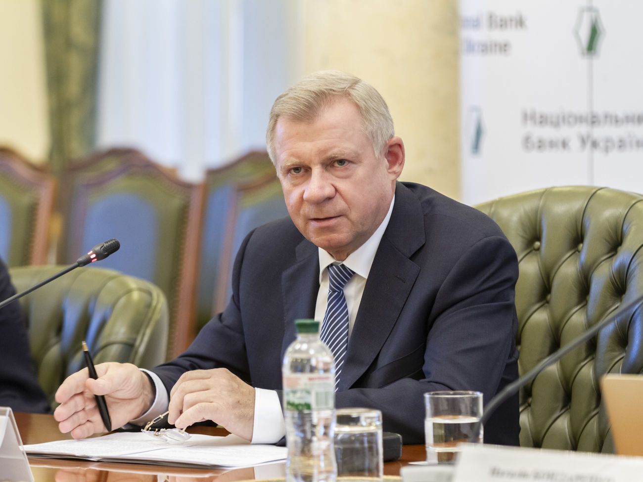 Смолій: Може бути незначний вплив через збільшення логістики й часу для доставки нафтопродуктів в Україну