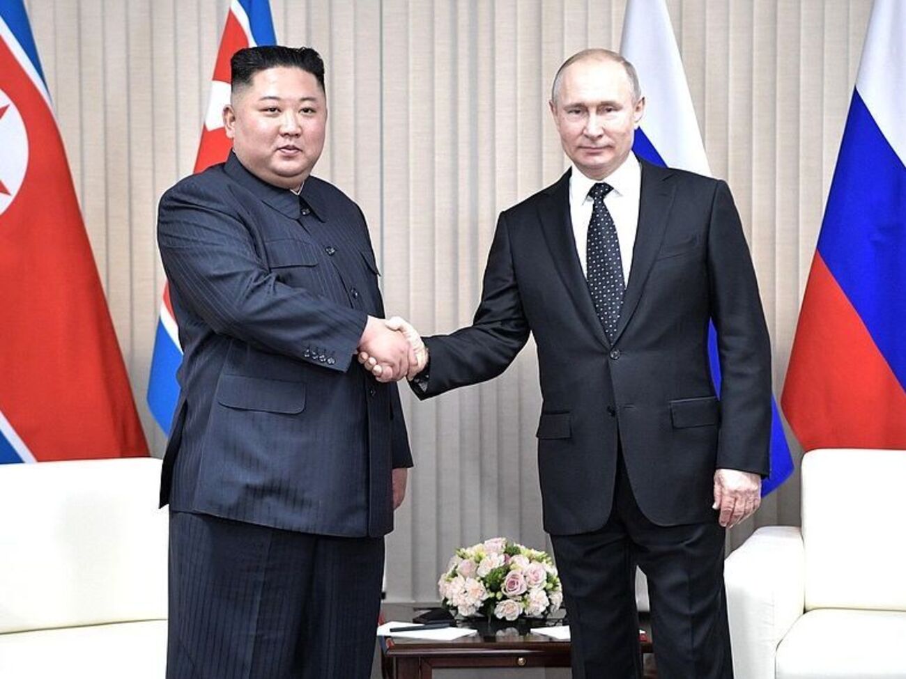 Это первая встреча Ким Чен Ына и Путина
