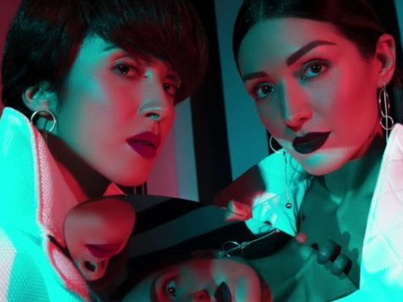 The Alibi Sisters: В тобі я, в мені ти розлилися ріками, випали ливнями