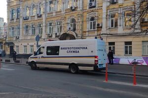 В Киеве проверяют информацию о минировании нескольких объектов