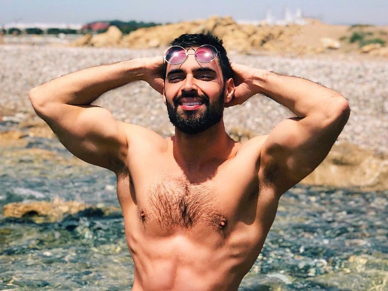 Место пребывания Козловский назвал "Голый торт"&nbsp;и "Шикарный вид"