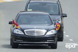По Владивостоку Ким Чен Ын передвигался на Mercedes Maybach