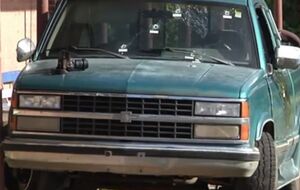 Полицейские стреляли в автомобиль, в котором находились подозреваемый, его жена и четверо детей