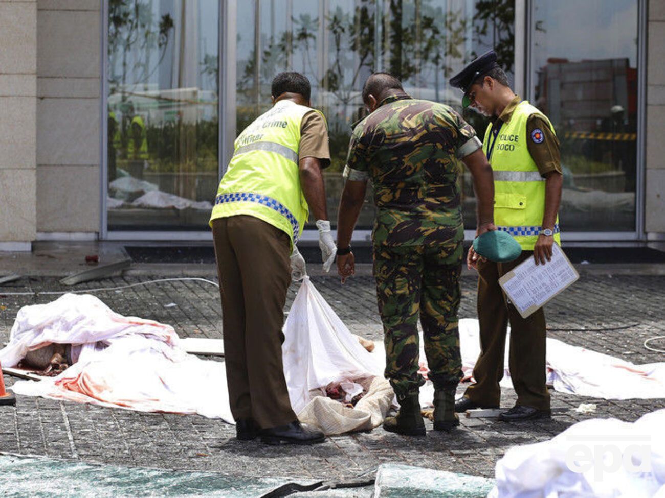 Серия взрывов в Шри-Ланке произошла 21 апреля