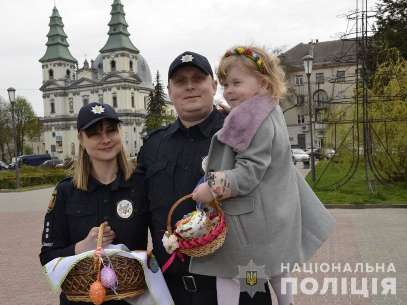 Нацполиция: Пасхальные богослужения в Украине прошли спокойно. Фоторепортаж