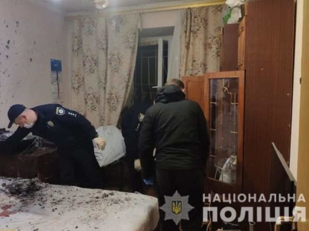 По данным полиции, взрыв произошел на кухне, где находились погибшие