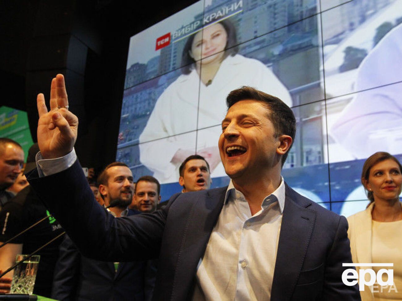 Созданием шоу с участием Зеленского в 2011 году занималась российская компания "ВайТ Медиа"