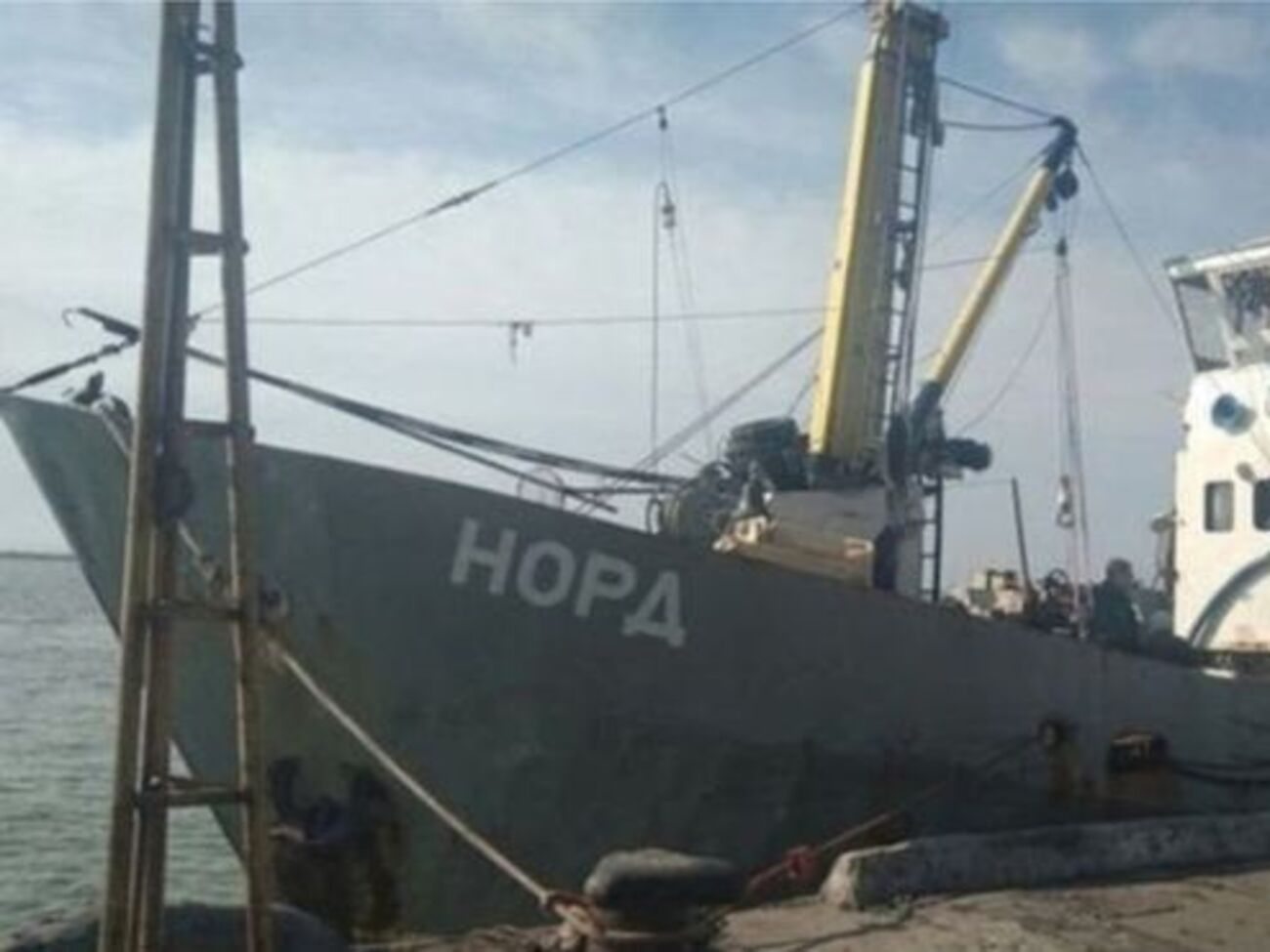 Окупаційну адміністрацію Керчі не цікавлять проблеми колишніх членів екіпажу "Норду", стверджує другий помічник капітана риболовецького судна