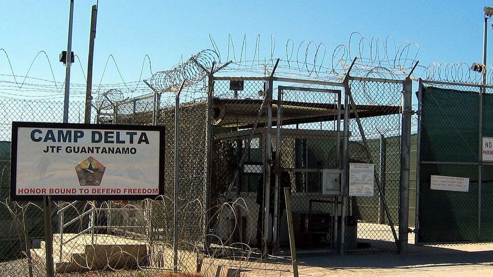 Тюрьма США в Гуантанамо была открыта президентом Джорджем Бушем в 2002 году