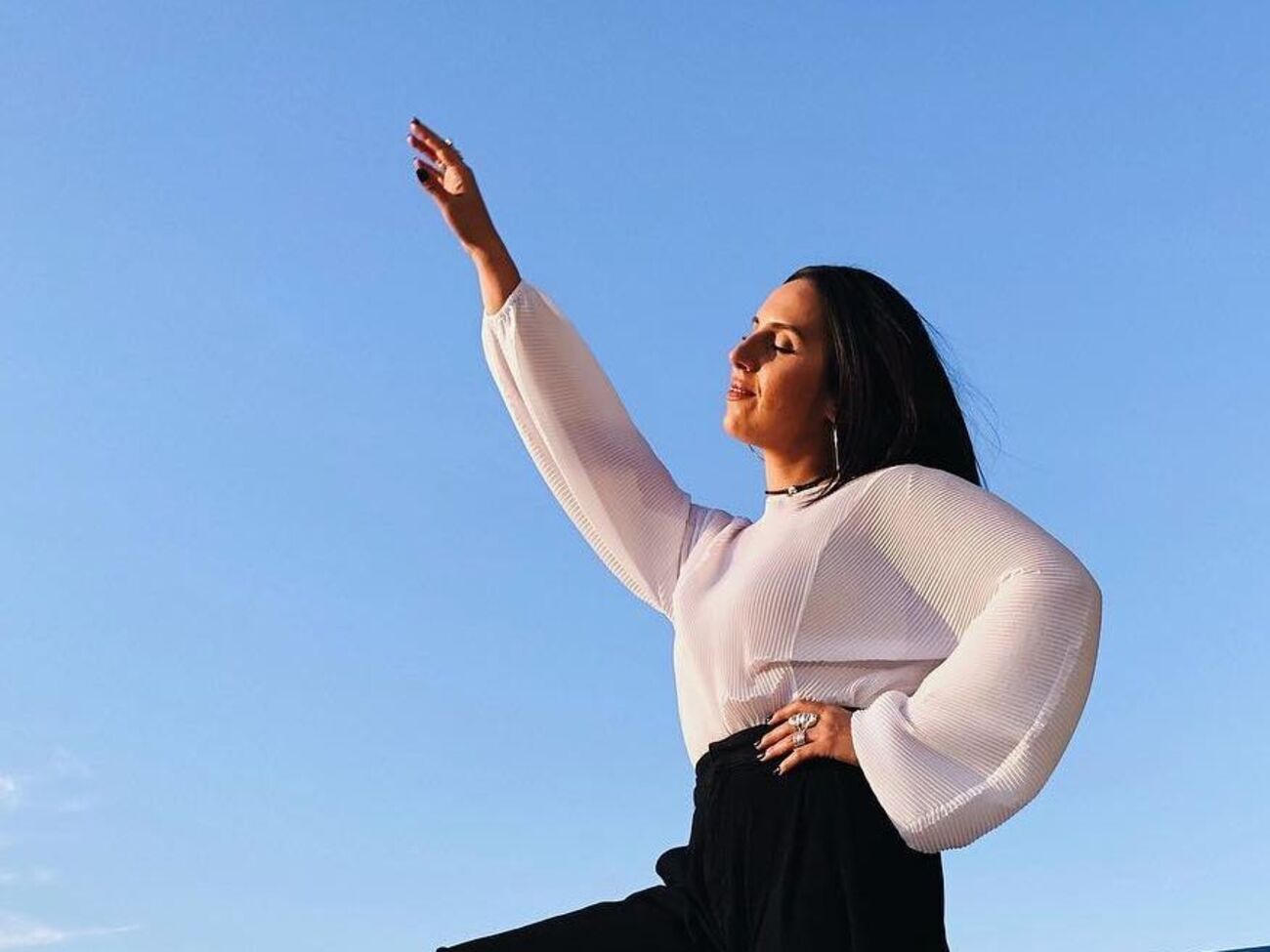 Джамала: Вітаю усіх із довгоочікуваними вихідними. Проведіть час із рідними і добре відпочиньте