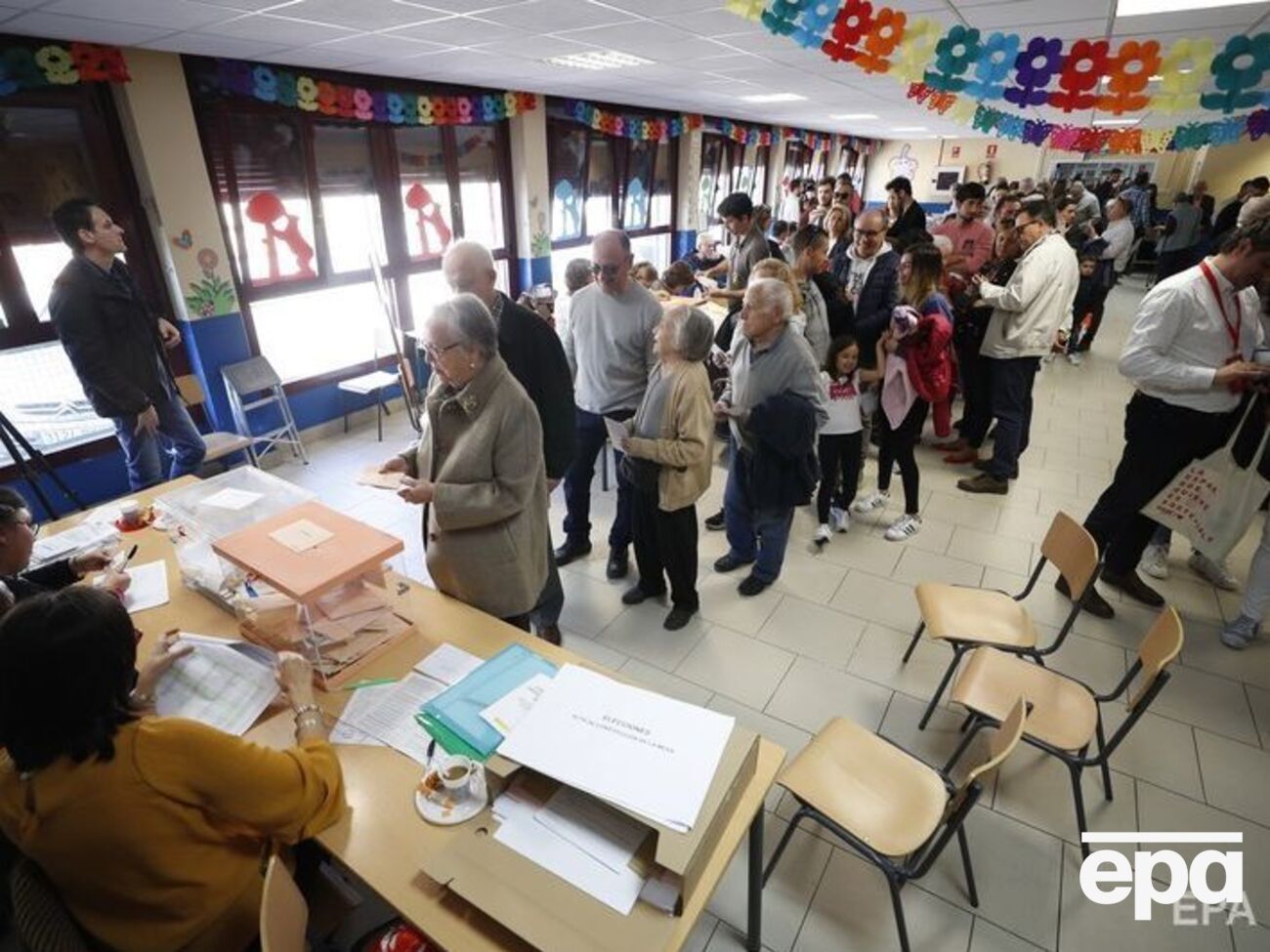 В Іспанії переобрали парламент