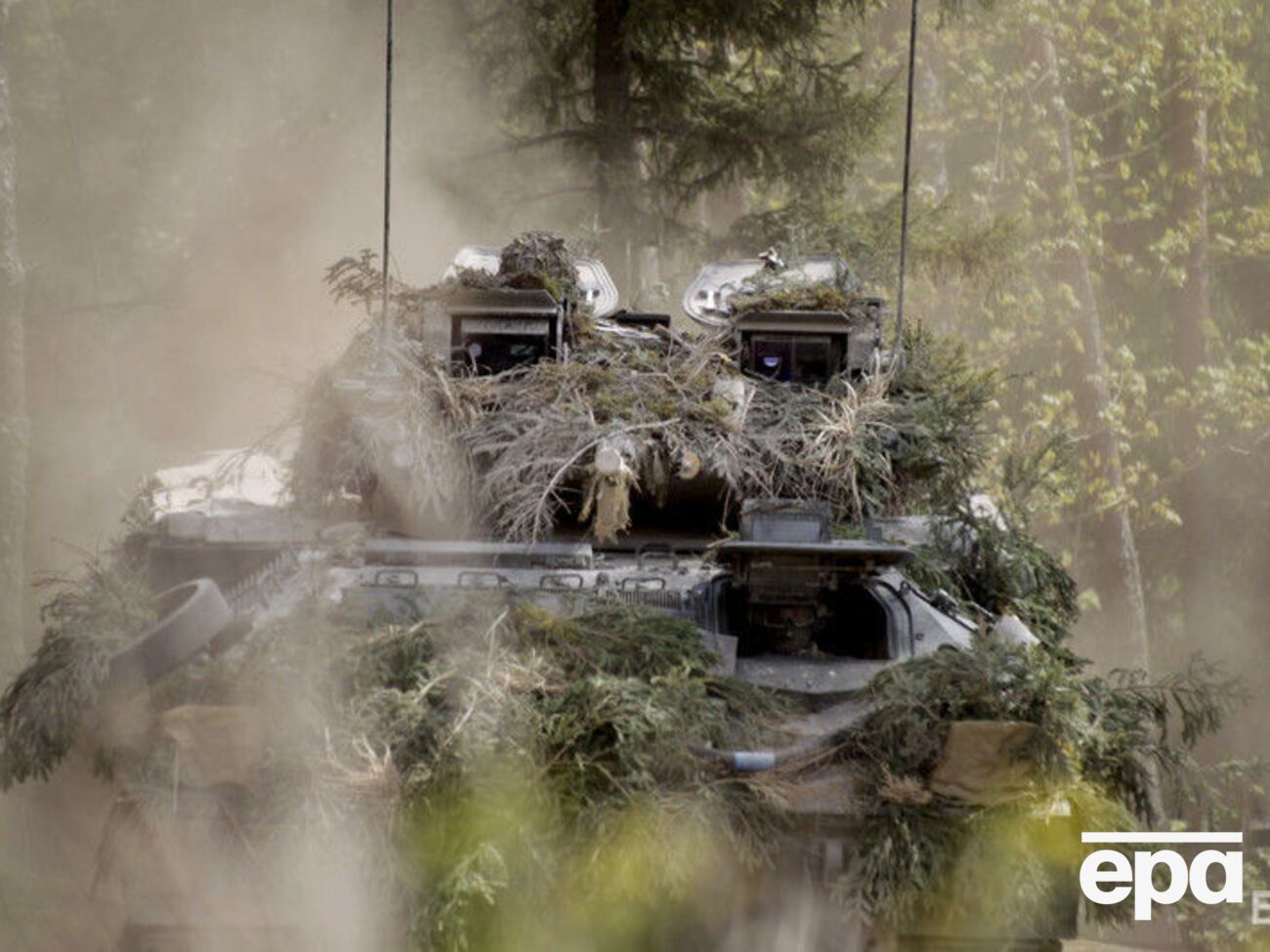 В учениях принимают участие военные 13 стран