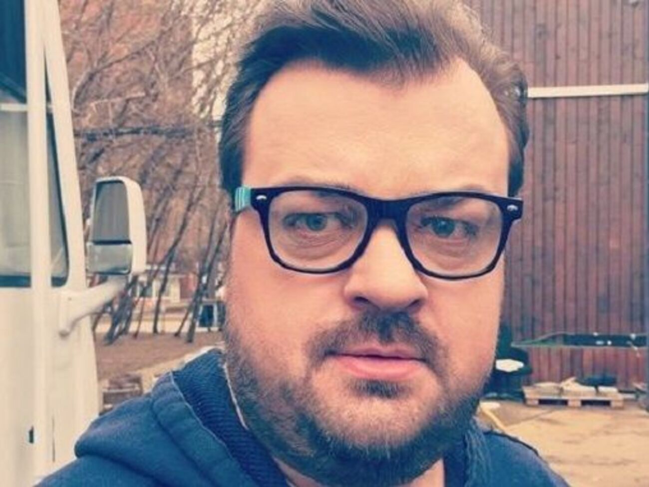 Уткин: Это "черемуха". Попало в левый глаз