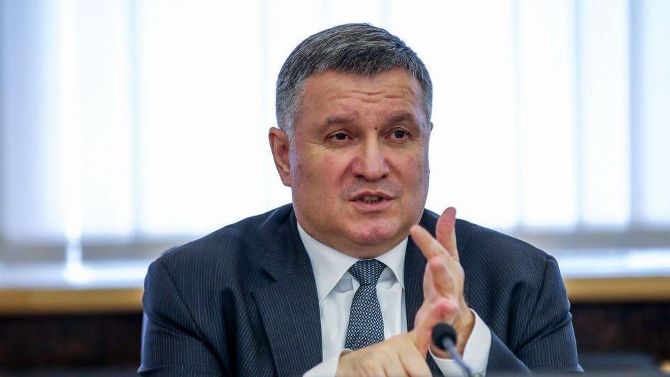 Аваков: Бойко скористався "лазівкою" в українському законодавстві