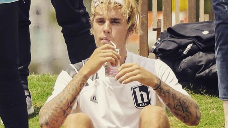 Бібер: Із днем народження, мамо. Тебе цінують