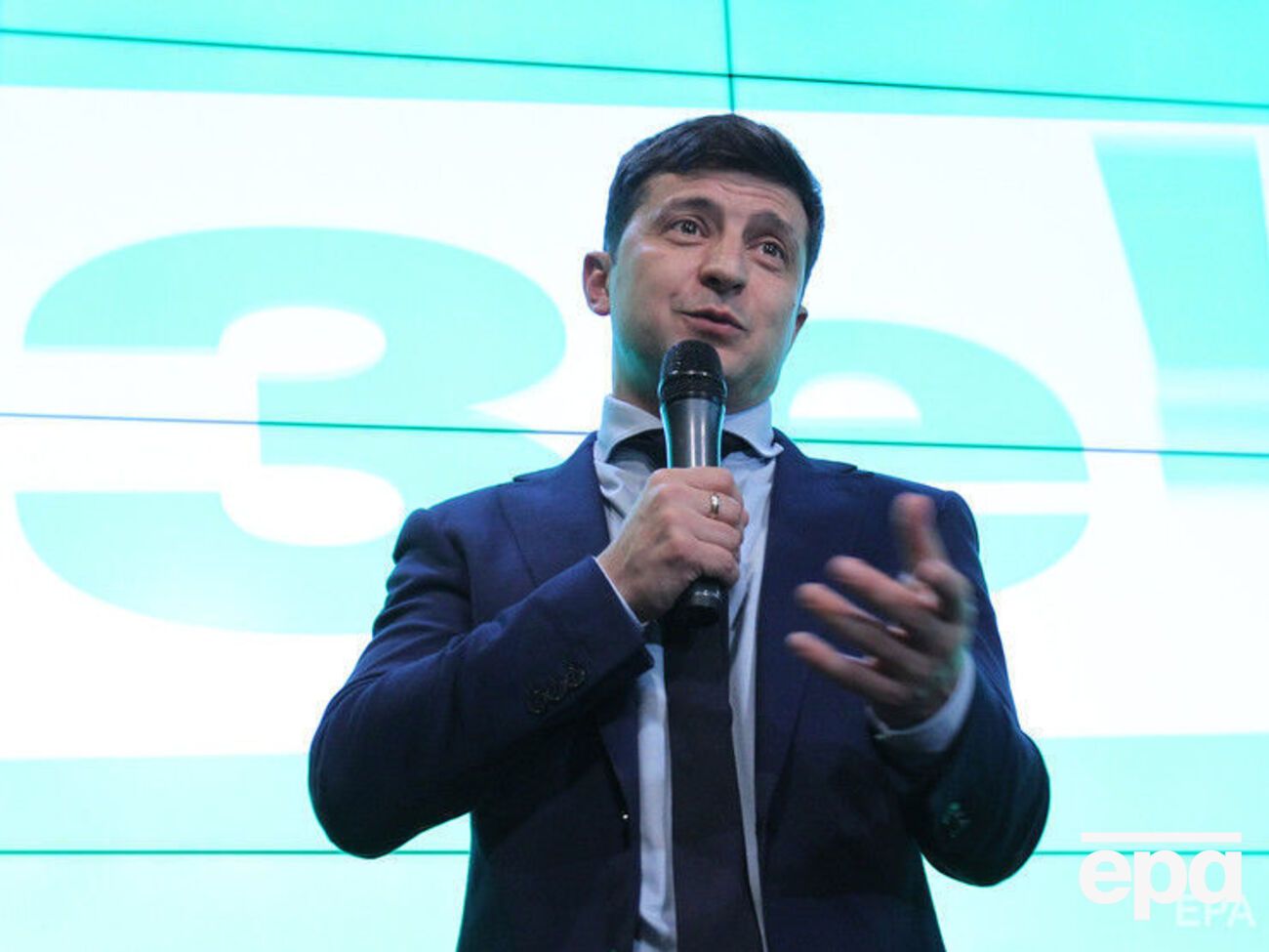 Зеленський &ndash; Порошенку: Я &ndash; це не ви у 2014 році