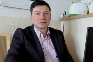Пощастило українцям. У них – актор-комік, а в нас у Кремлі – клоун-убивця
