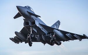 Истребители Typhoon сопровождали бомбардировщики РФ у побережья Шотландии