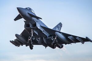 Истребители Typhoon сопровождали бомбардировщики РФ у побережья Шотландии