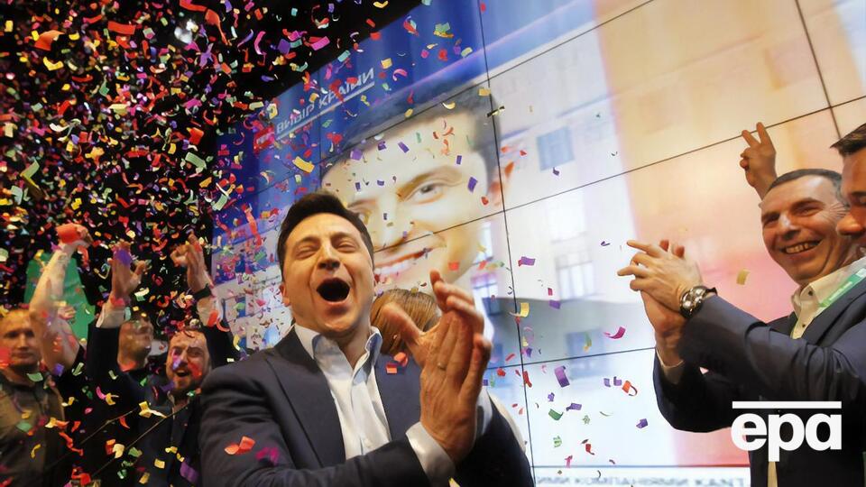 Зеленський переміг у президентських перегонах