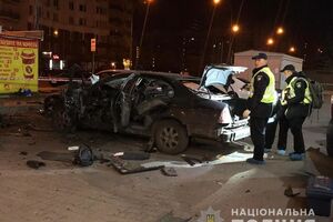 В Киеве взорвался Chevrolet Evanda