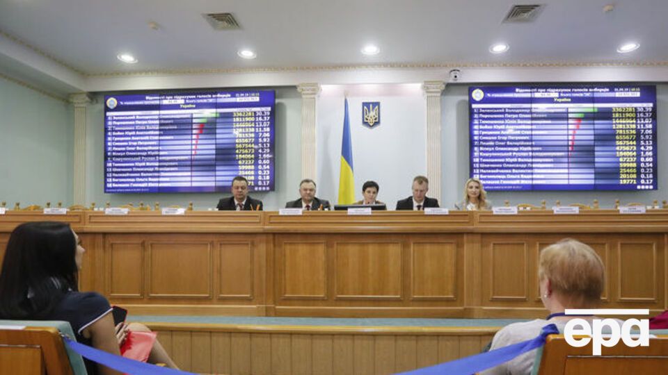У ЦВК заявили, що передвиборчі теледебати регулює ст. 62 закону про вибори президента, а агітацію – ст. 58