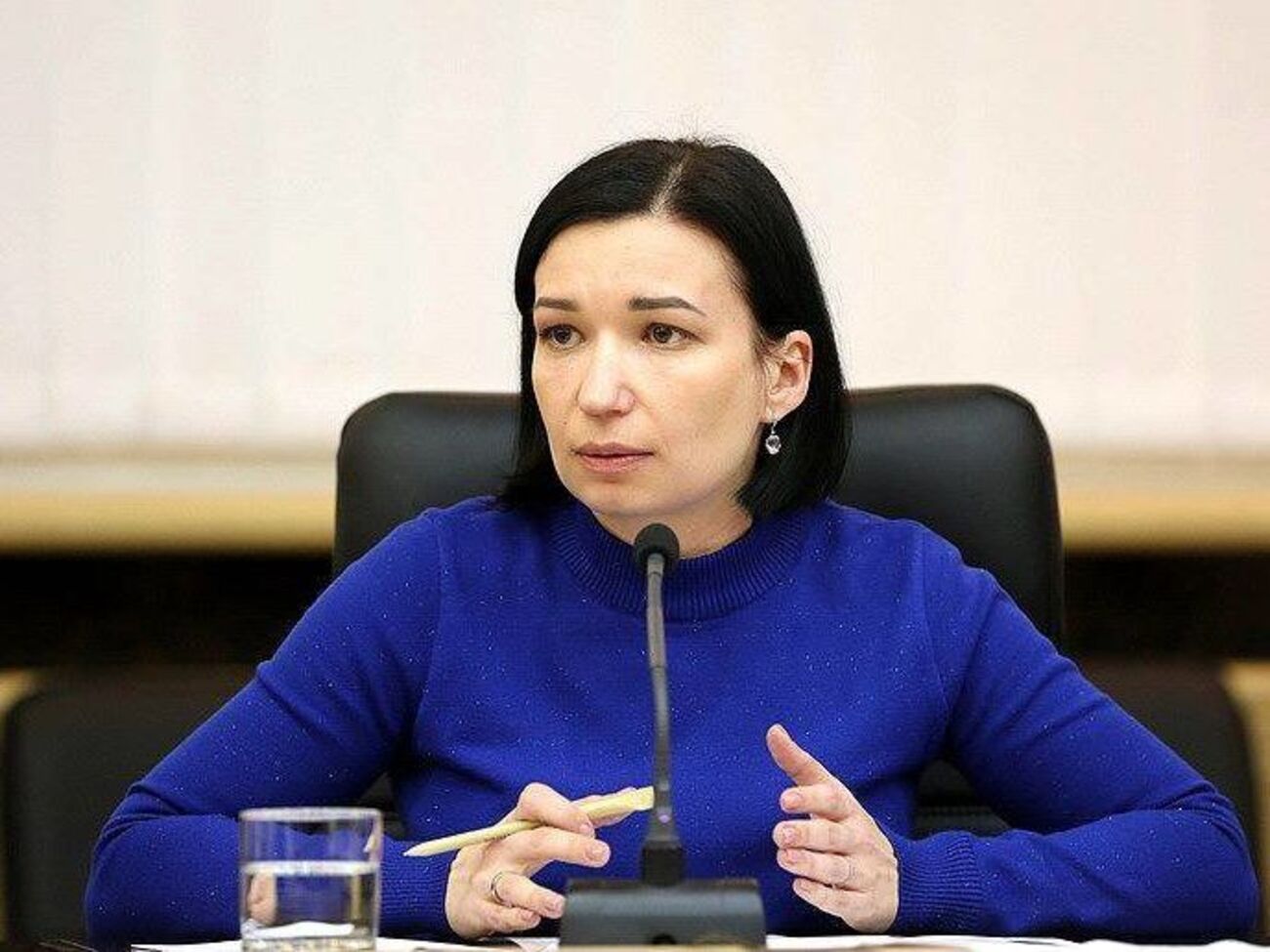 Айвазовська закликала кандидатів утриматися від образ