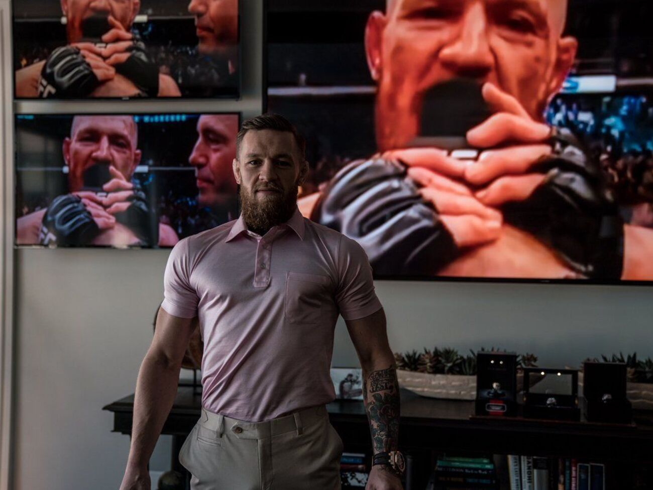 26 марта 2019 года Макгрегор объявил об уходе из ММА