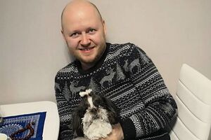 Політики швидко вчаться, й абсурду ми наїмося досхочу. Сміятися набридне. У глядача настане втома, а потім – роздратування і гнів: "Та задовбав уже"