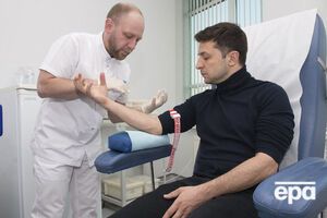 Зеленський здав аналізи у клініці Eurolab 5 квітня