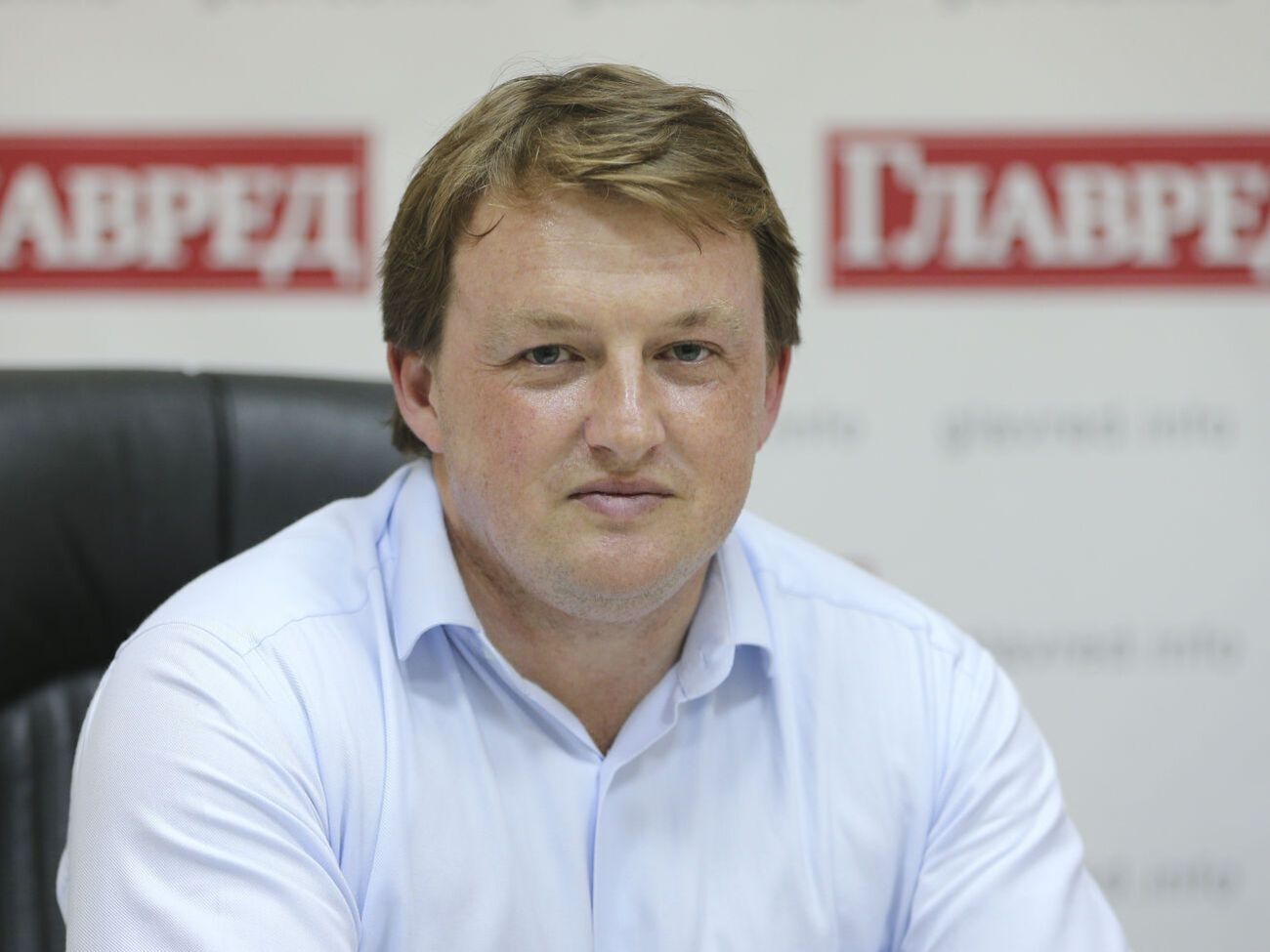 Я не хочу говорити про аналізи, навіть коли це дуже весело. Ми вибираємо менеджера, тому я хочу почути позицію обох кандидатів щодо МВФ, ЄС і НАТО