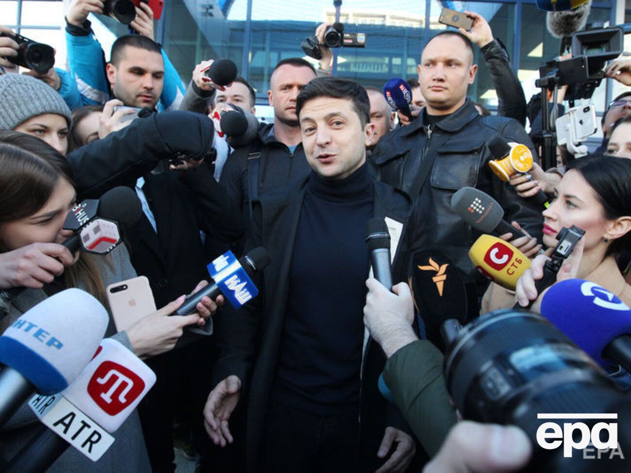 За 2017 рік Зеленський задекларував 31,3 млн грн