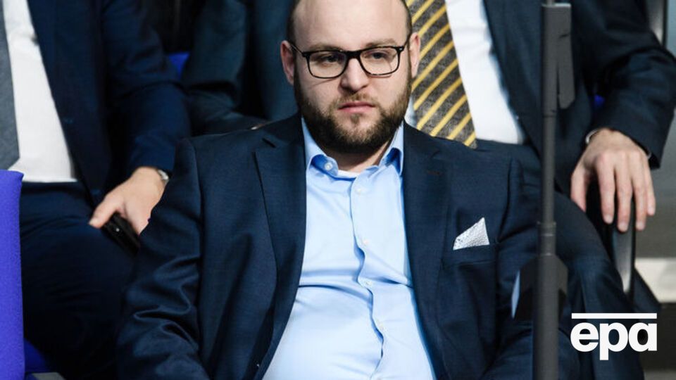 Фронмайер представляет правопулистскую партию "Альтернатива для Германии"