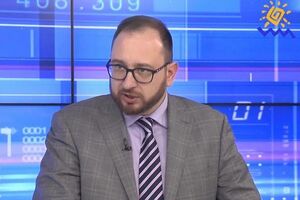 Полозов: Гриценко разговаривал с госпожой Миятович на английском языке около 10 минут