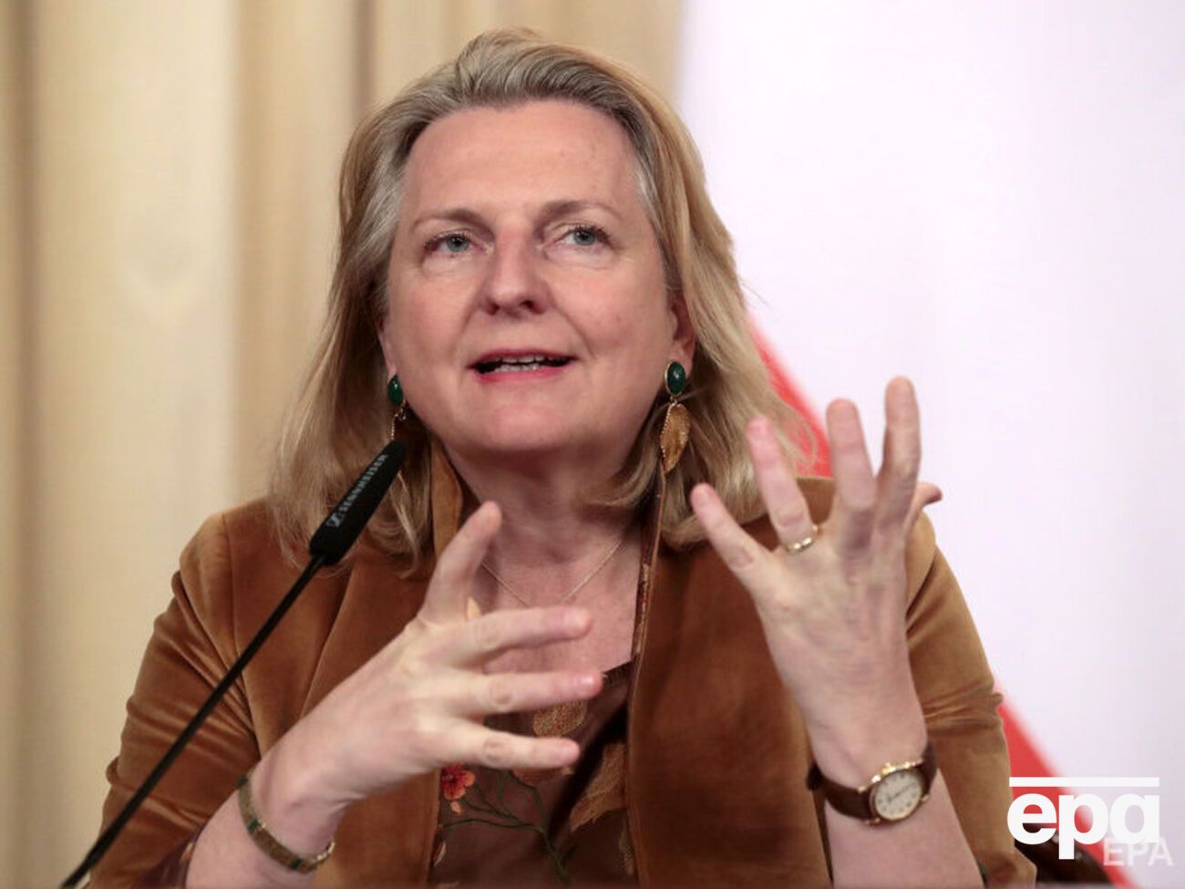 Кнайсль:&nbsp;Мы уважаем международное право