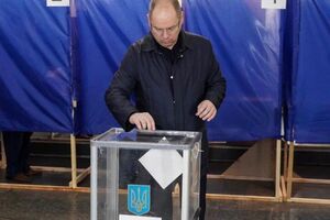 За даними "Цензор.НЕТ", виборчий штаб вимагає від Степанова подати у відставку