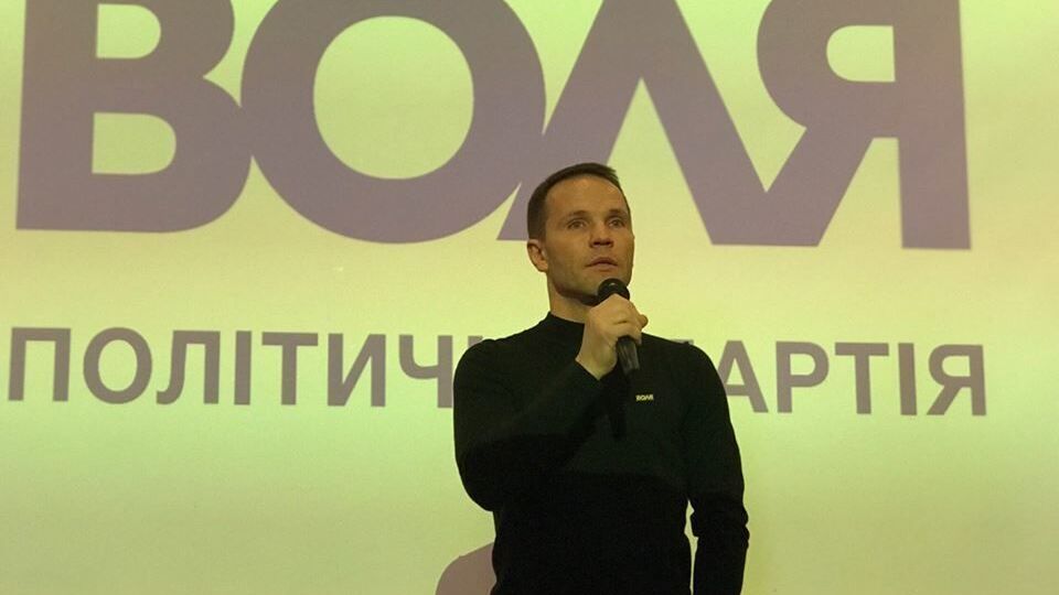 Юрий Деревянко назвал Порошенко "временным действующим президентом"