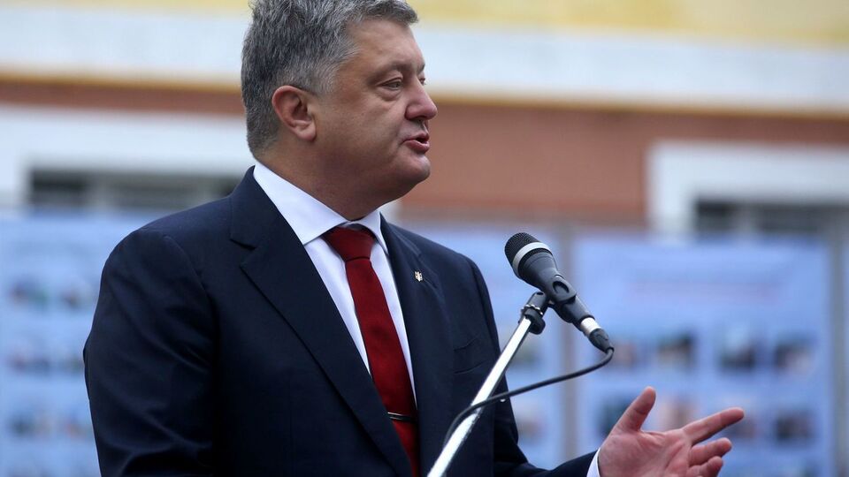 Порошенко відмовився називати "токсичні" прізвища у своєму оточенні