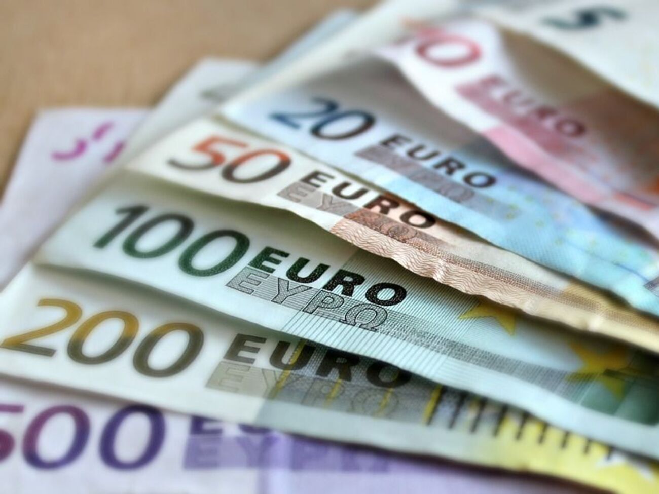Курс валют на 9 квітня