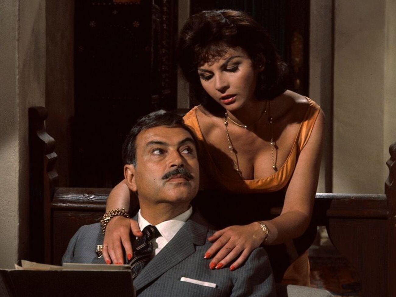 Регін грала у двох фільмах бондіани