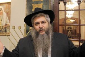 Раввин попросил ЦИК продлить работу некоторых избирательных участков в больших городах Украины 21 апреля до 22.30