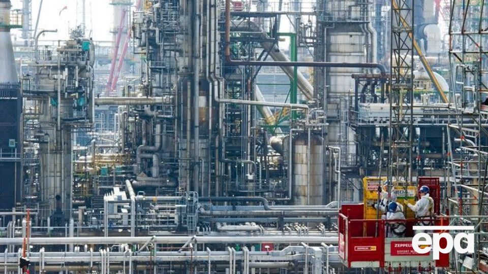 Инцидент с загрязненной нефтью причинил сторонам многомиллиардные убытки – 5 млн тонн загрязненной нефти стоили не менее $2,5 млрд