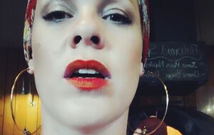 Pink: Думаю, важно говорить о том, что причинило тебе боль. Я всегда писала песни именно так