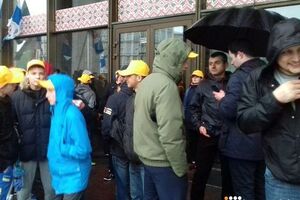 На митинге в том числе присутствовали и дети