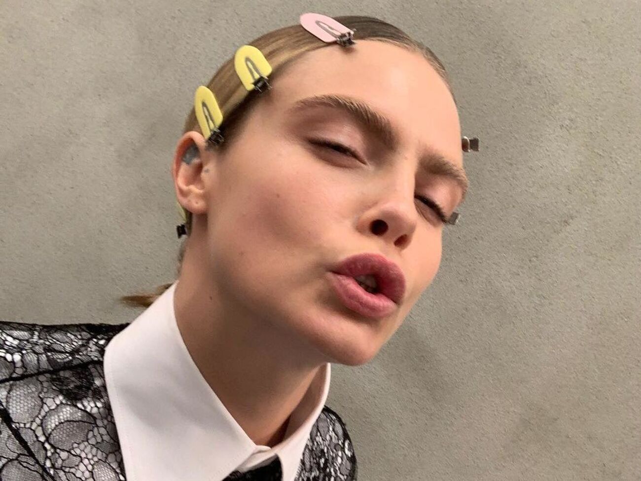 Делевинь снялась в промо-кампании аромата Her Blossom