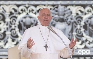 В Ватикане не прокомментировали письмо с требованием призвать Франциска "отречься от своих ересей"