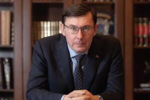 Луценко сказал, что с Зеленским пока не встречался, но открыт к сотрудничеству