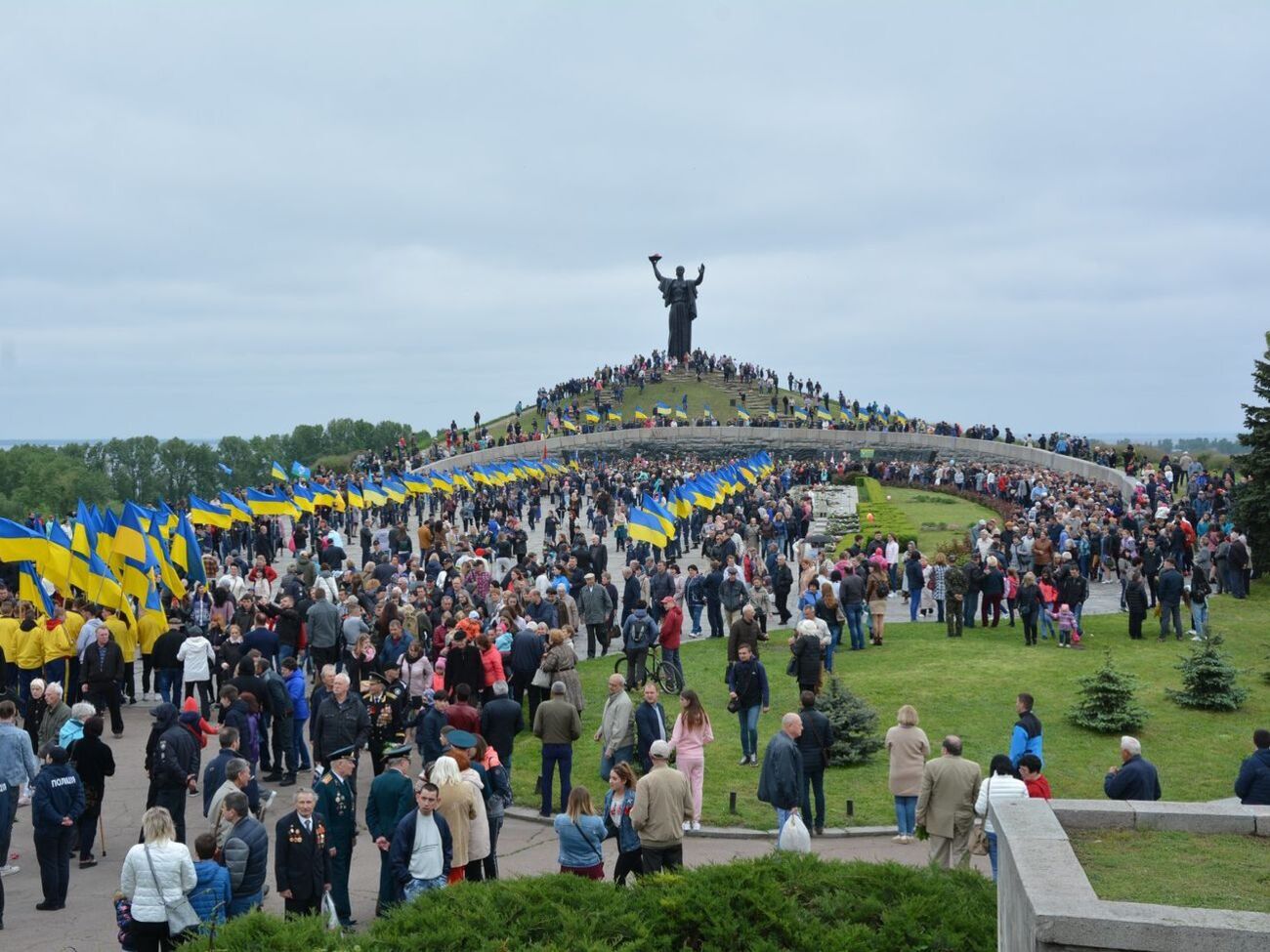 Акції відбулися в обласних і районних центрах країни