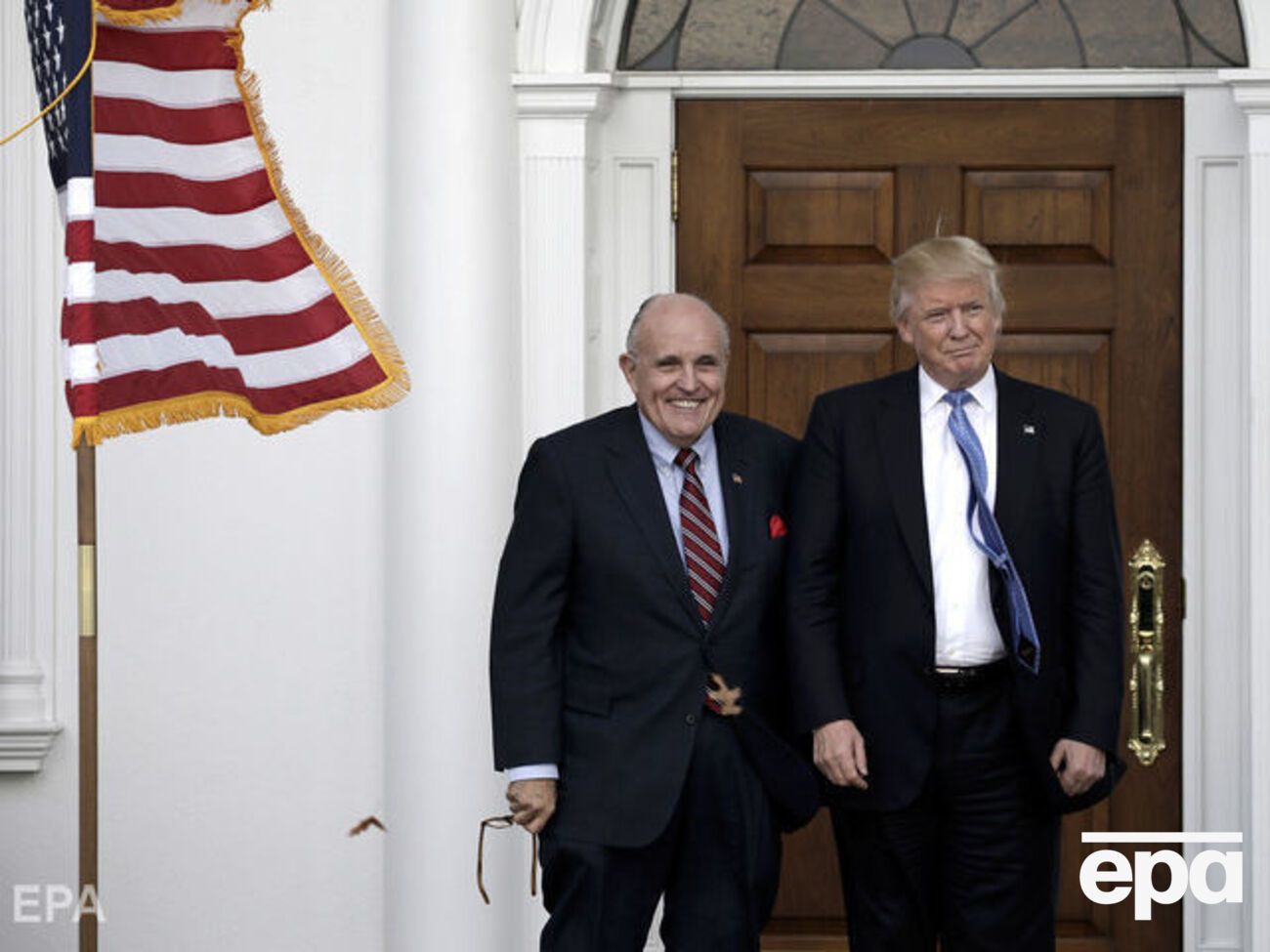 Джулиани говорит, что действует в интересах президента Трампа
