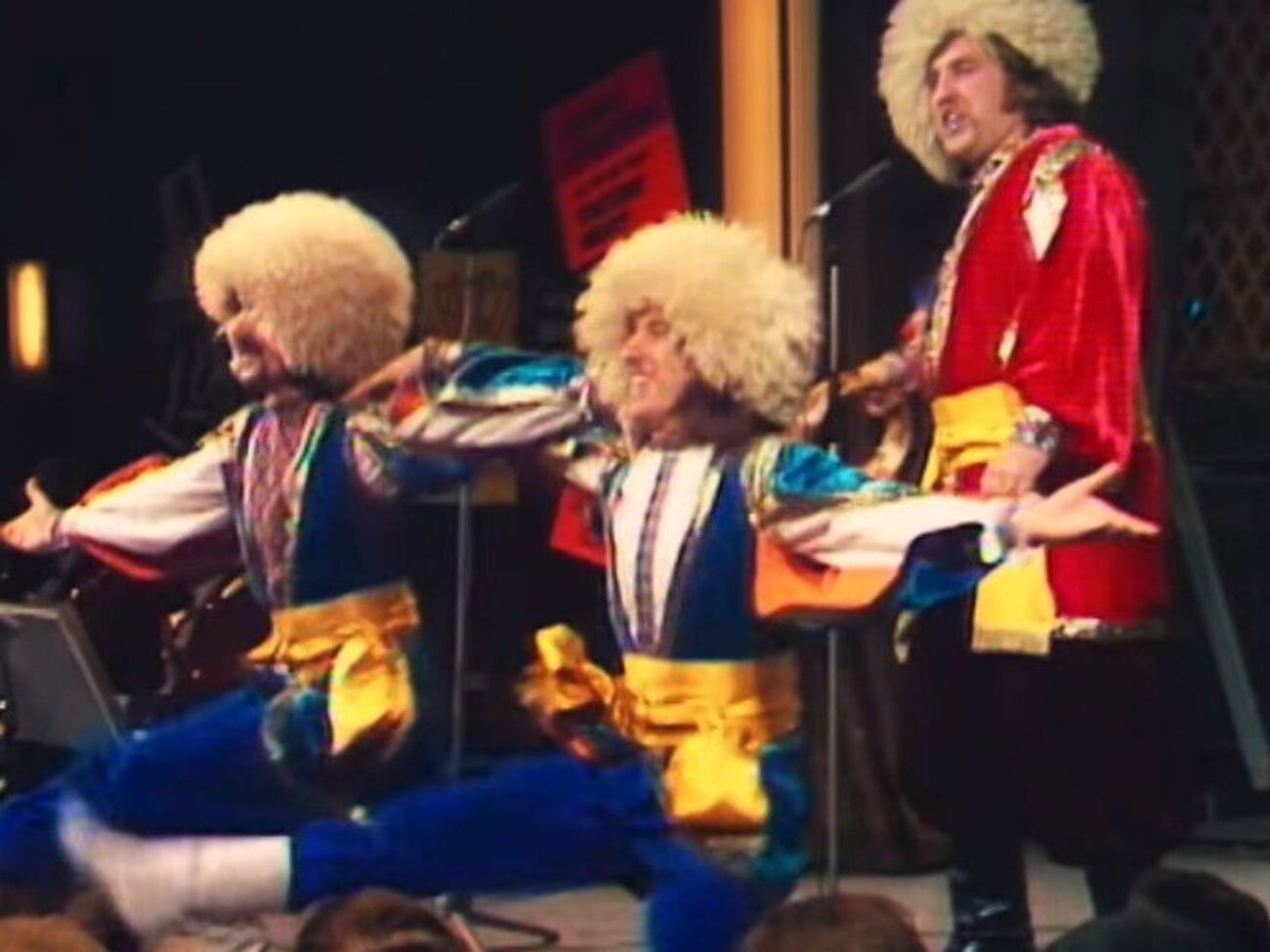 У ролику Галлахера виконують гопак